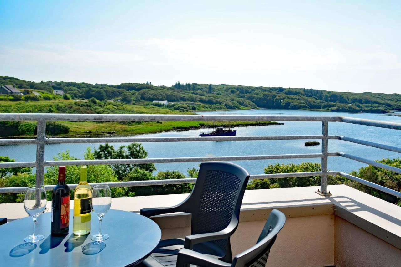 Clifden Seaview - Stunning Apartment Exterior photo